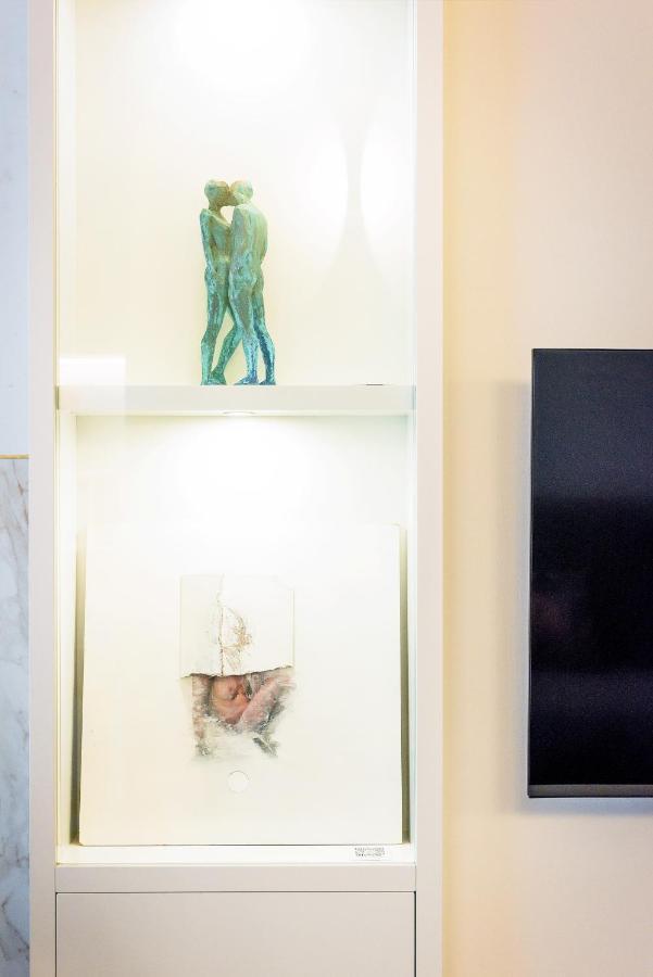 Modern Art Studio In Флоренция Экстерьер фото